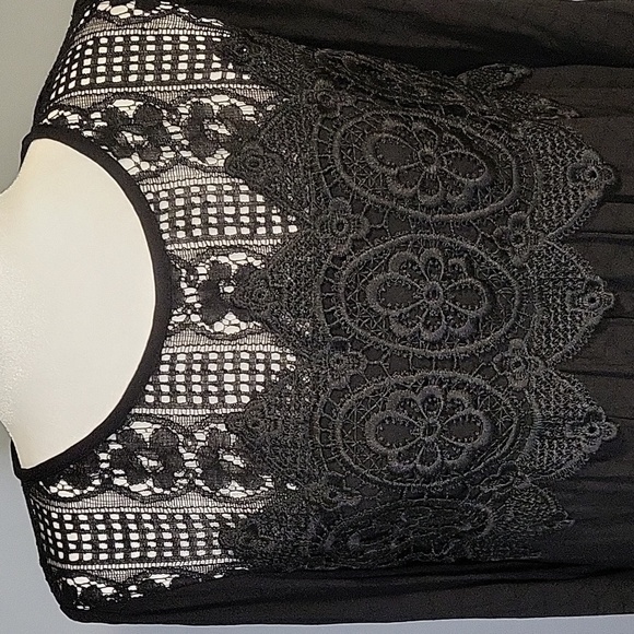 Xhilaration Split Sleeve Crochet Bodice Lined Boho Dress - Size M - Picture 4 of 12